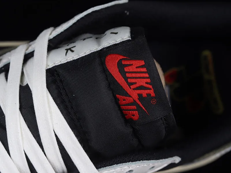 All Categories Air Jordan Jordan Series Basketball Shoes Air Jordan 1 Low Foreign Trade Version Travis Scott x Air Jordan 1 Low OG AJ1 Joe 1 Joint Undercut DZ4137-106
